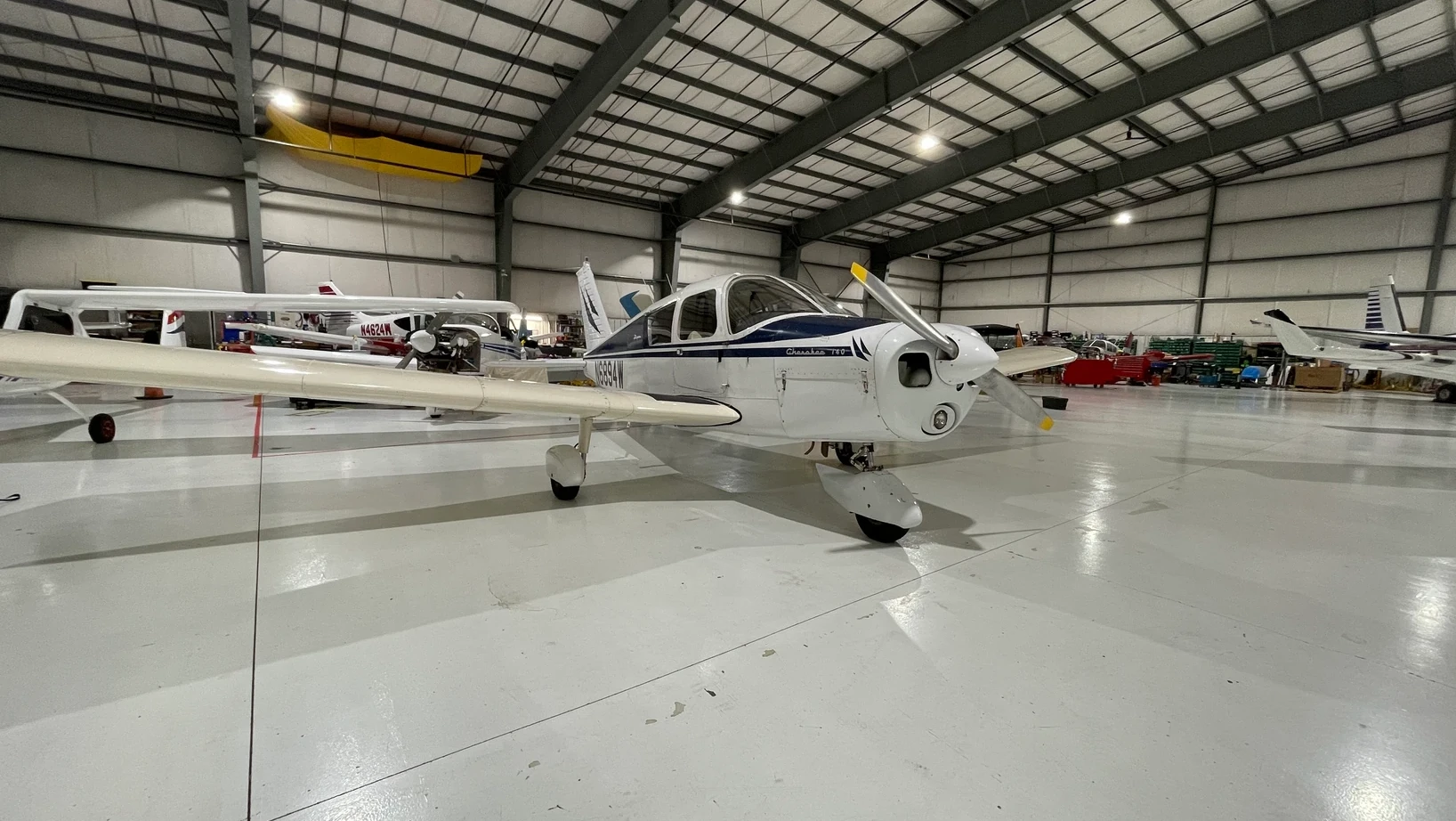 piper-cherokee-at-summit-flight-academy