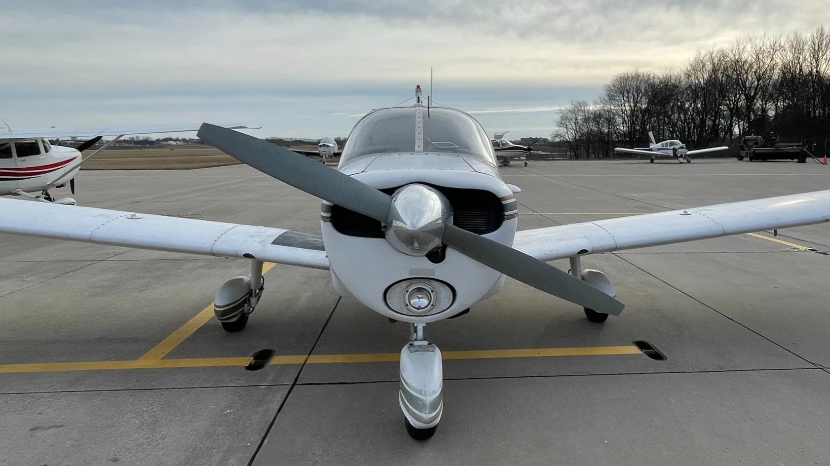 Piper Cherokee aircraft used in Summit Flight Academy training and rental inquiries