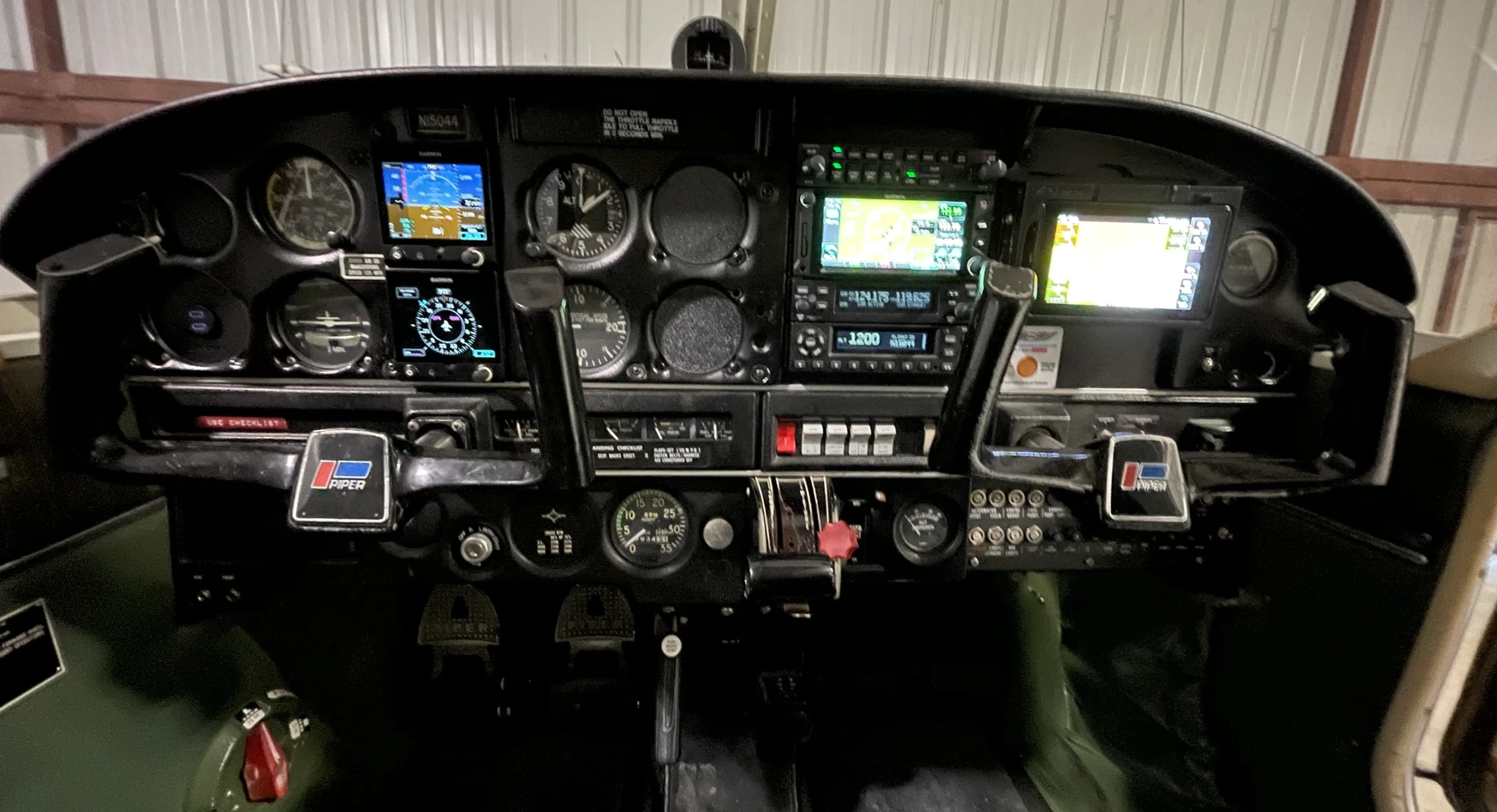 Piper Cherokee interior control panel