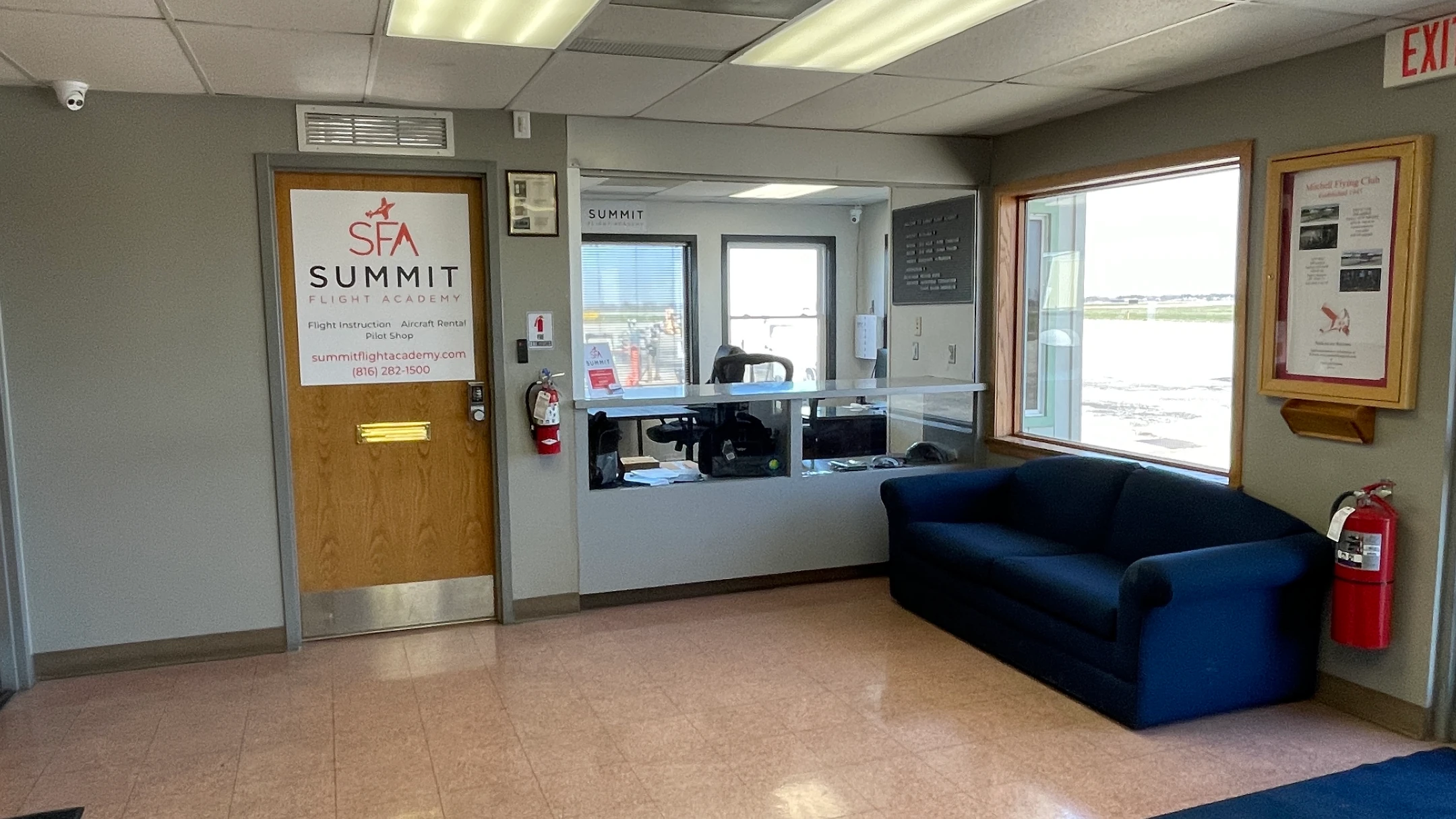 The Summit Flight Academy front desk and lobby at Lee's Summit Airport